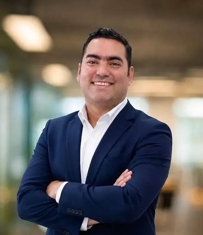 PABLO ESTEBAN VÉLEZ VÉLEZ